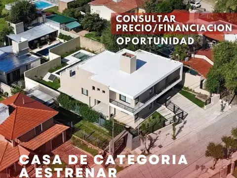 Venta Casa De Categoría a Estrenar con Piscina Infinita, Quincho y 4 Dormitorios en Costa Azul Norte