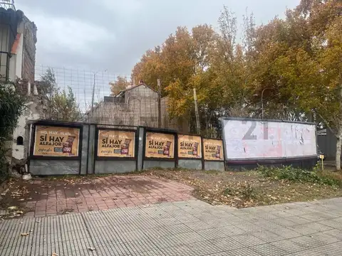 Terreno en Venta 23  mts Fondo
