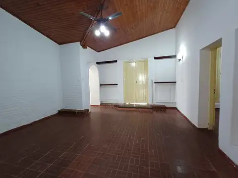 Casa en Alquiler en Presidencia Roque Saenz Peña, $ 900.000