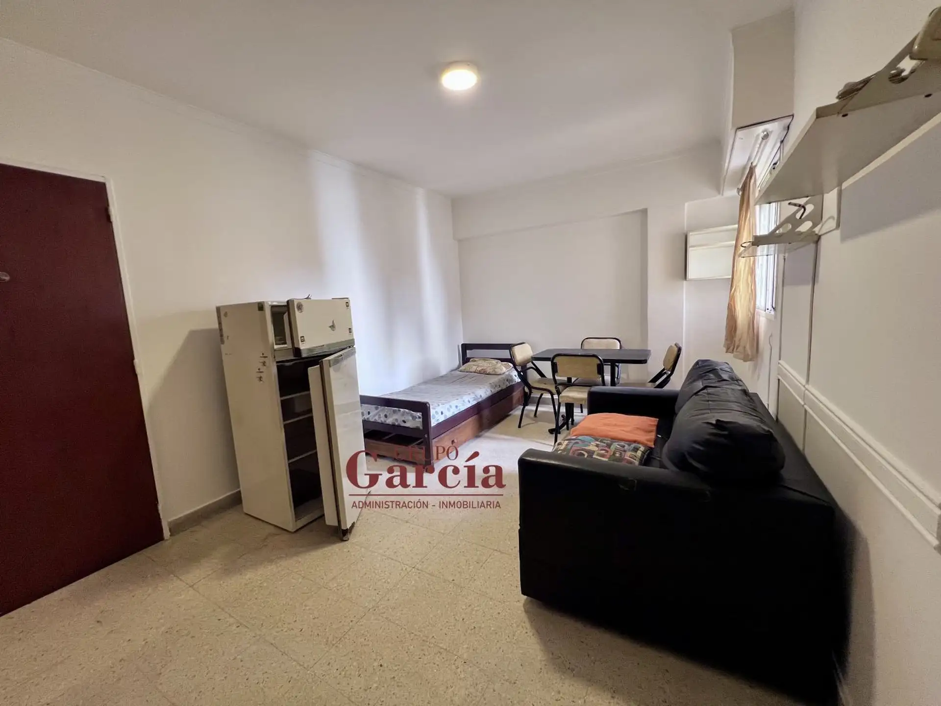 Depto 1 amb, 22m² en 8vo piso — Plaza Colón