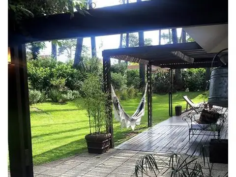 Casa en Alquiler de 3 dormitorios