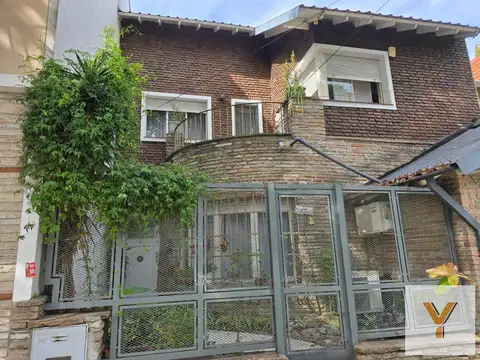 Casa en Venta - 3 Dormitorios 2 Baños - 314mts - Vicente López