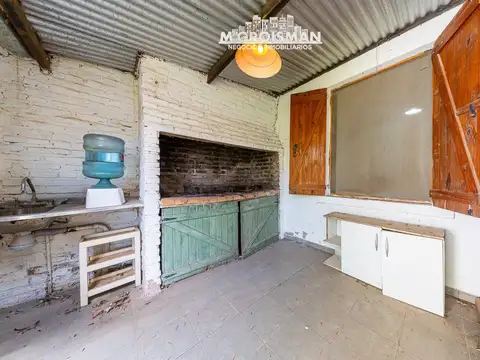 Casa en Venta con 1 cochera