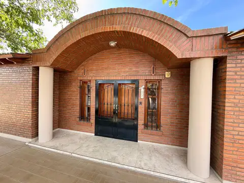 Alquiler casa esquina en b° el ceibo. rivadavia.