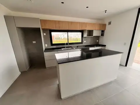 Venta - Casa moderna a Estrenar en barrio privado - Puertos del Lago - Riberas - Escobar