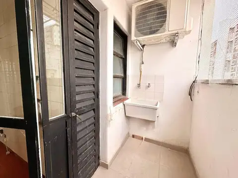 Departamento en alquiler 4 ambientes con dependencia