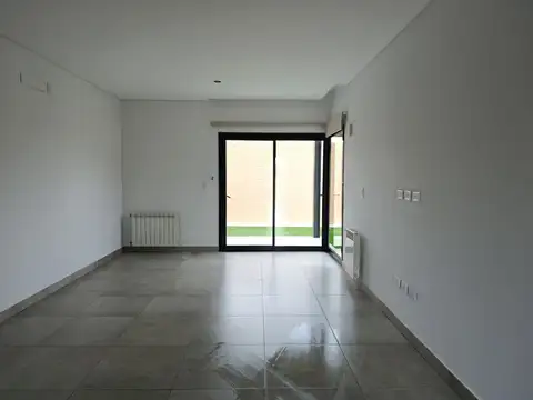 Departamento en Alquiler en Rodeo de la Cruz, $ 800.000