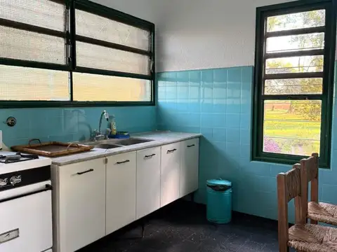 Casa en Alquiler con 1 cochera