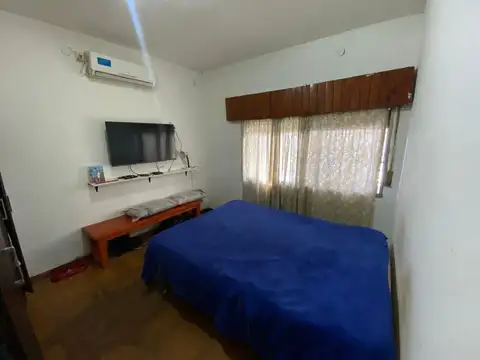 OPORTUNIDAD CASA EN VENTA + DEPARTAMENTO