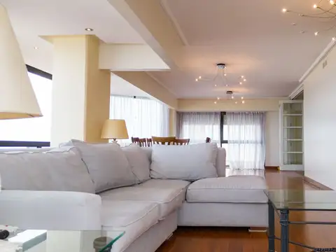 Departamento en Venta de 5 dormitorios