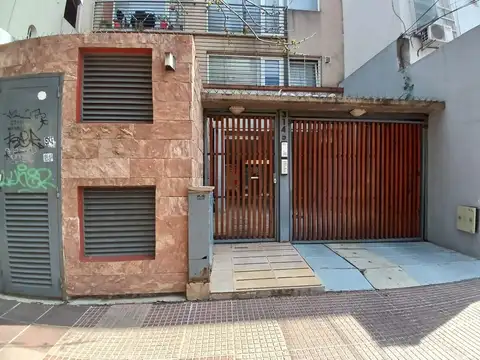 Almirante Brown 3145 , Piso 7