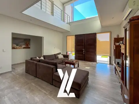 Casa en Venta en Countries y Barrios Cerrados en Berazategui, USD 540.000