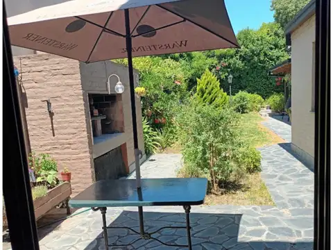 Casa en Venta en Manuel B Gonnet, USD 360.000