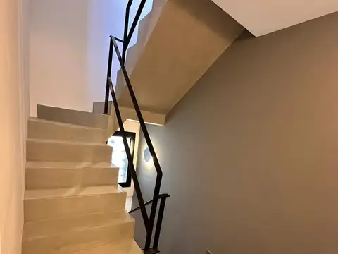 Depto Tipo Casa en Venta de 3 dormitorios