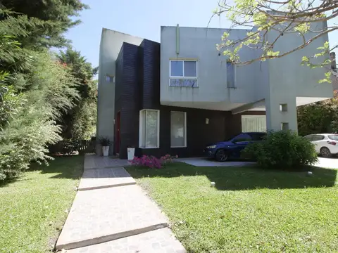 Casa en barrio Buen Retiro - Pilar - Apto crédito