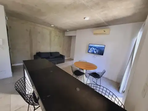 DEPARTAMENTO EN ALQUILER EN LAS CAÑITAS CON COCHERA LUMINOSO