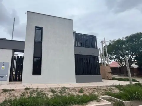 Cordoba Esqina Modesto Lima 100