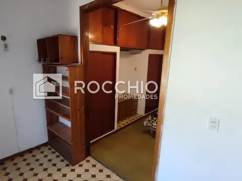 Depto Tipo Casa en Venta 50 años