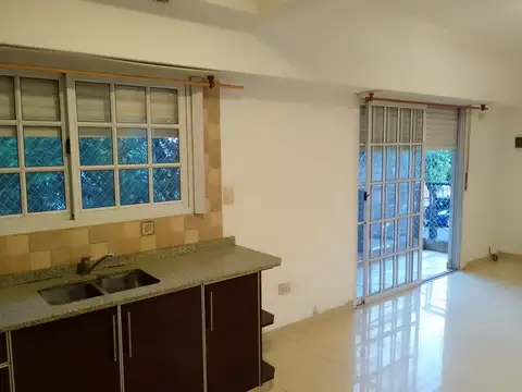 Depto Tipo Casa en Alquiler 10 años