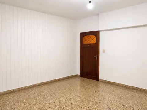 Depto Tipo Casa en Venta con 2 cocheras