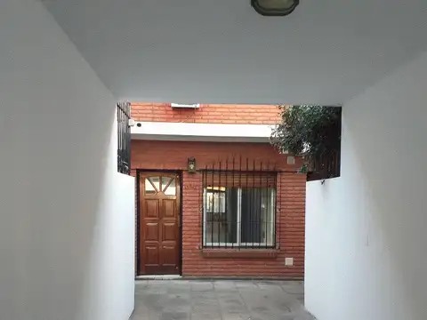 Berón De Astrada 2000