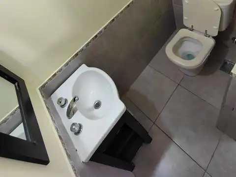 Depto Tipo Casa 3 ambientes con 2 baños
