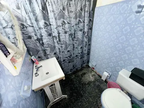 Depto Tipo Casa 4 ambientes con 1 baño