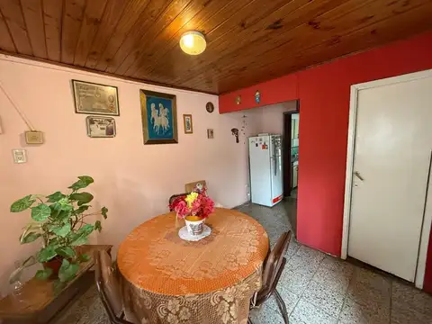 Casa 3 ambientes con 1 baño