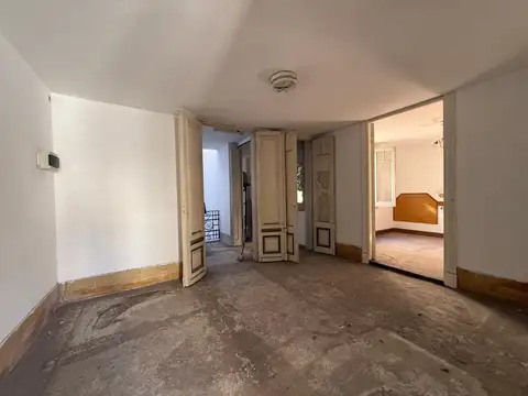 Edificio con gran potencial para desarrollo de renta
