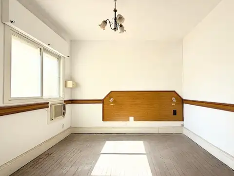 Edificio con gran potencial para desarrollo de renta
