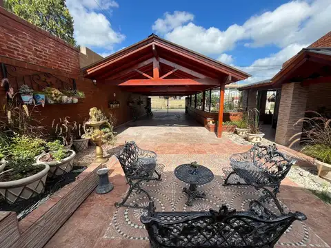 Calle 37, Entre 104/106