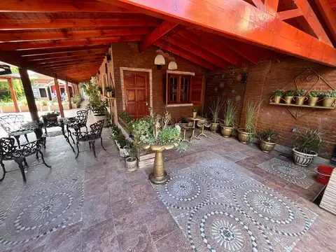 Casa 6 ambientes con 4 baños