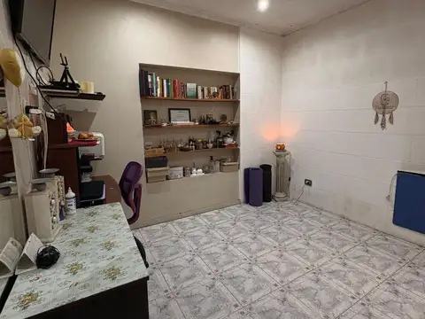 Avenida Valette al 700