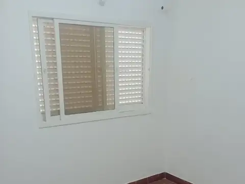 ALQUILER PH 4 AMB LINIERS PARA VIVIENDA O COMERCIAL 