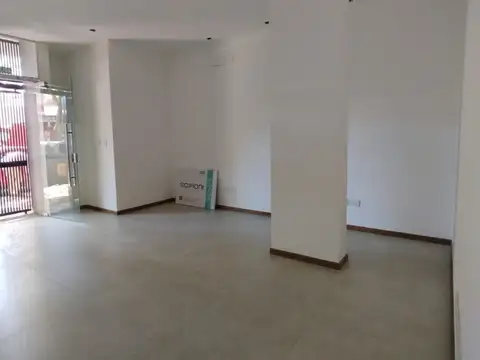 Calle 2 1200, Piso PB