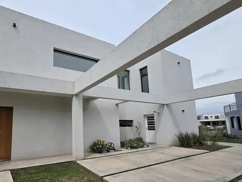 Casa en Venta al Suroeste