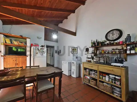 Casa 5 ambientes con 3 baños