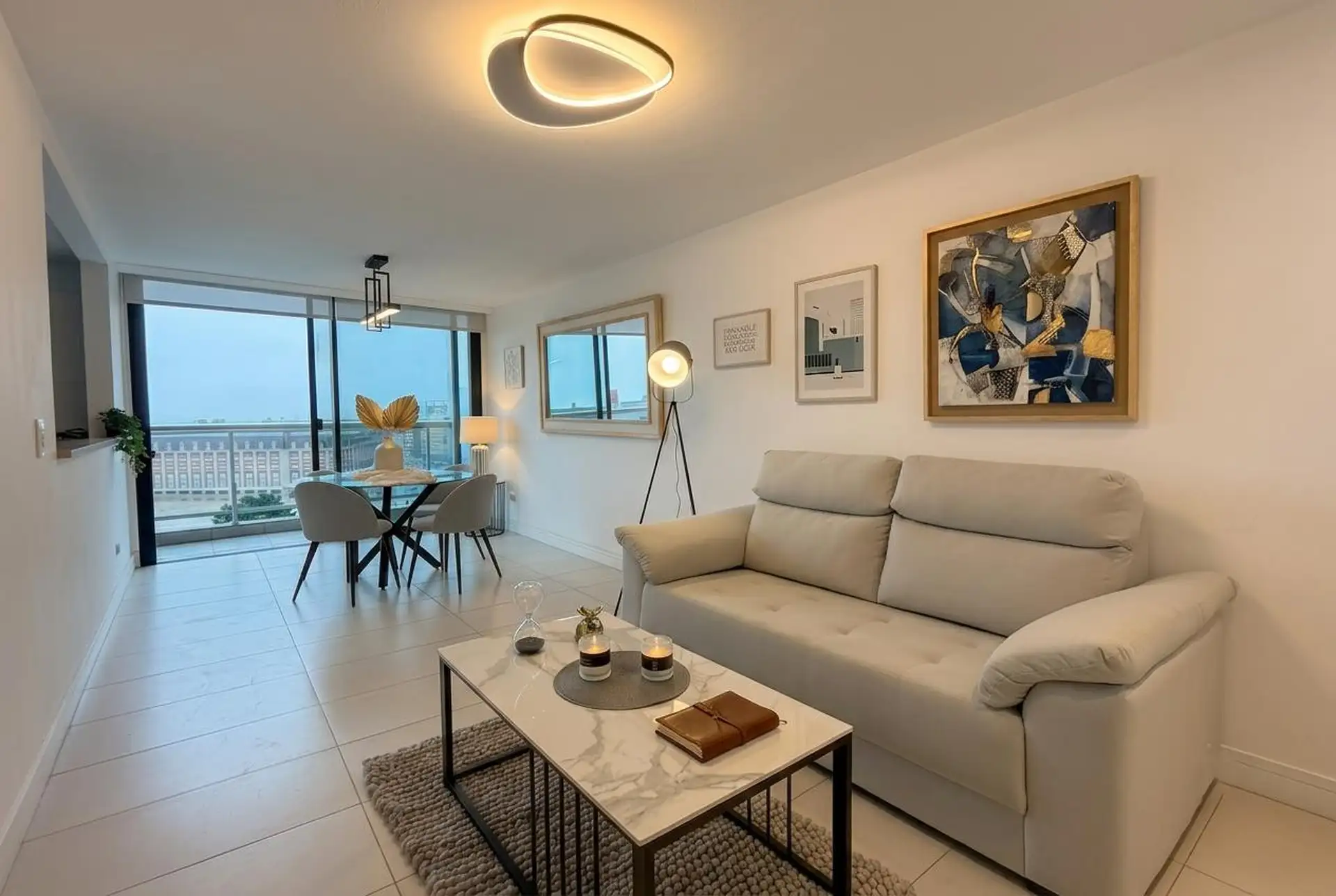 Departamento 2 Ambientes con Vista Plena al Mar y Plaza Colón