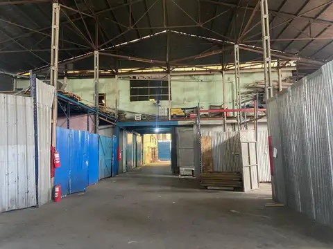 Galpon en Alquiler 24  mts Frente