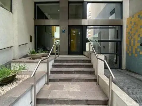 2 ambientes Las Lomitas! 2°D