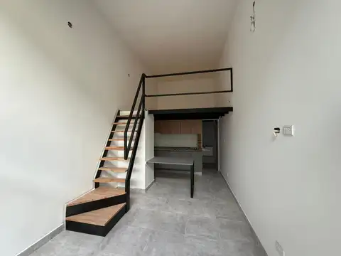 Departamento en Alquiler en Lanus Oeste, $ 450.000