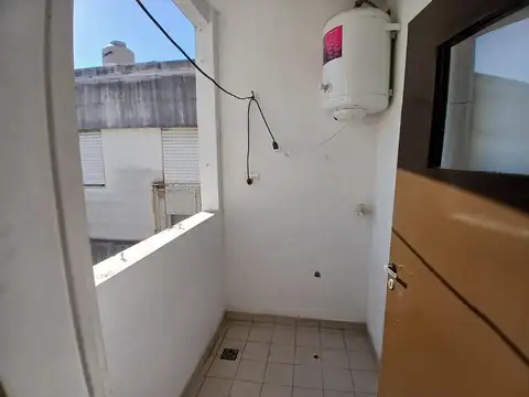 Depto Tipo Casa 2 ambientes con 1 baño