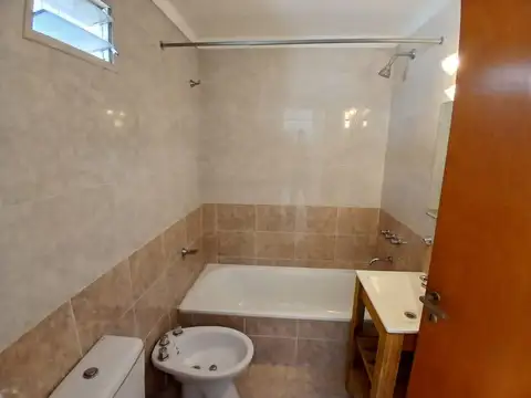 PH 2 ambientes en Monte Castro