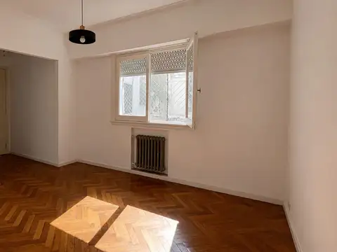 VENTA CON RENTA EN ONCE | 2 amb con gran potencial