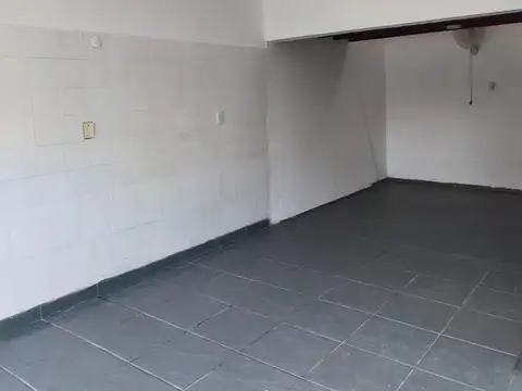 Local en Alquiler en Funes, $ 500.000