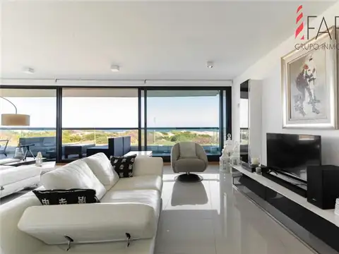 Departamento en Alquiler de 4 dormitorios