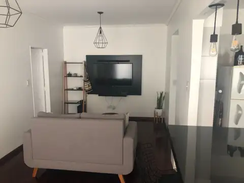 DEPARTAMENTO 2 AMBIENTES CON COCHERA EN VENTA EN QUILMES CENTRO