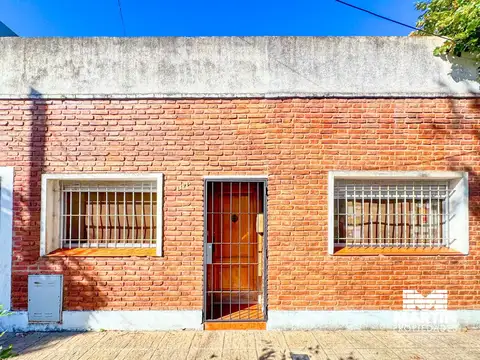 Maestro Santana  al 1100