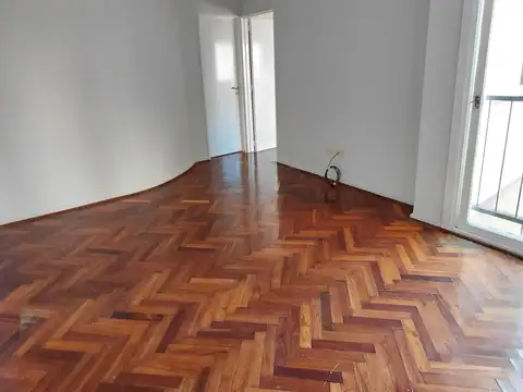 Departamento en Alquiler en Recoleta, $ 650.000