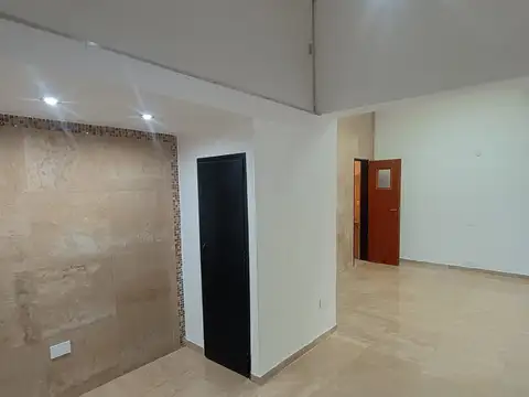 Local en Alquiler en Lanús Oeste, $ 870.000